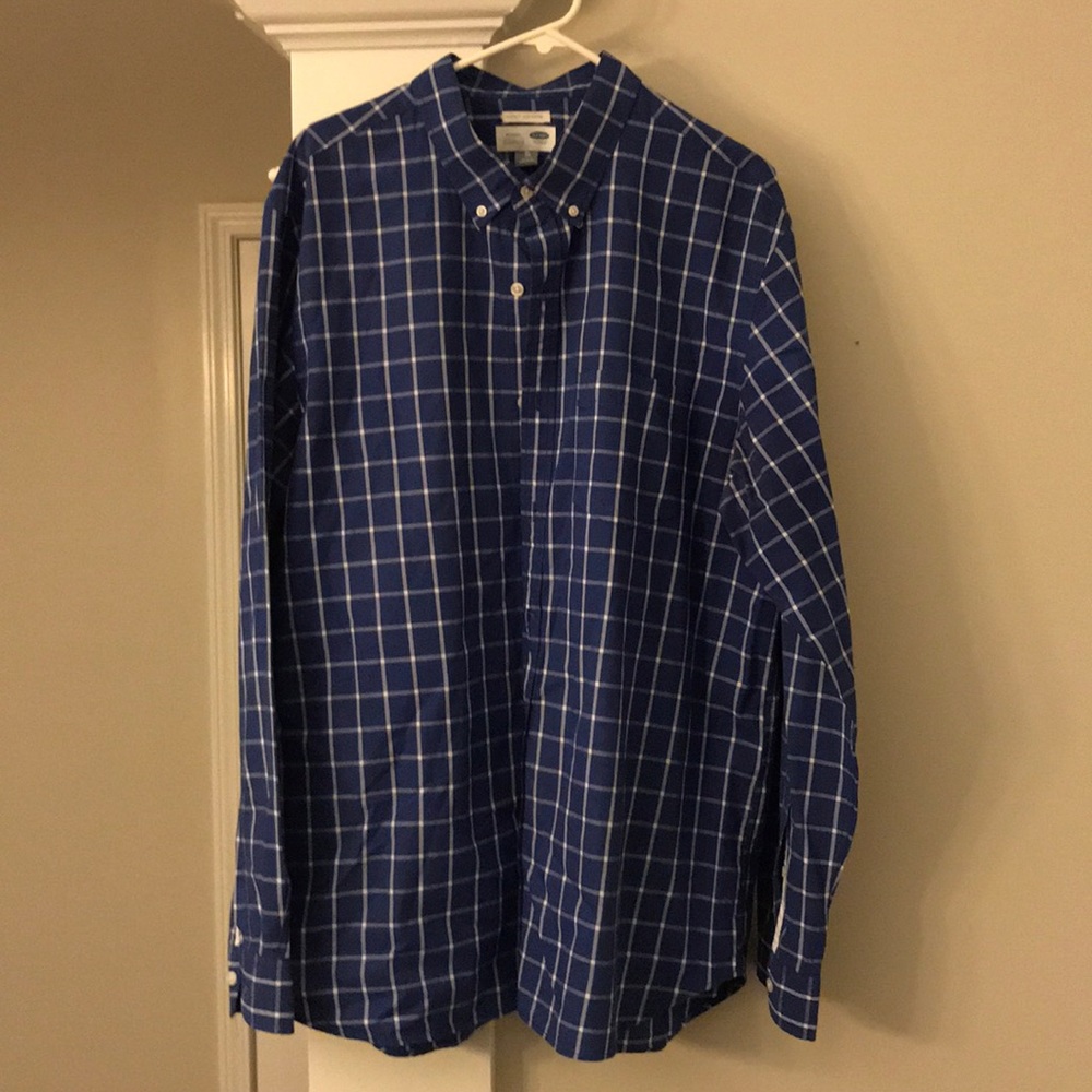 Old Navy long sleeve shirt